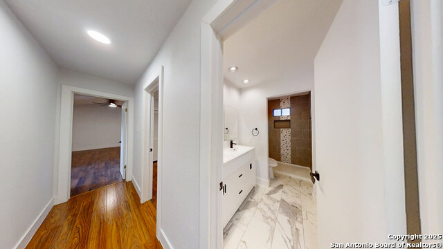 Image 35 of 54 For 4722 Bohill St