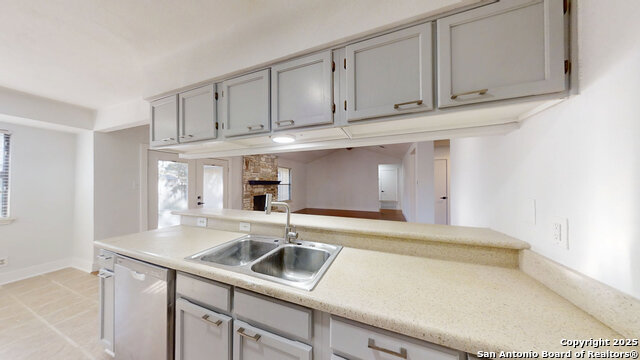 Image 9 of 54 For 4722 Bohill St