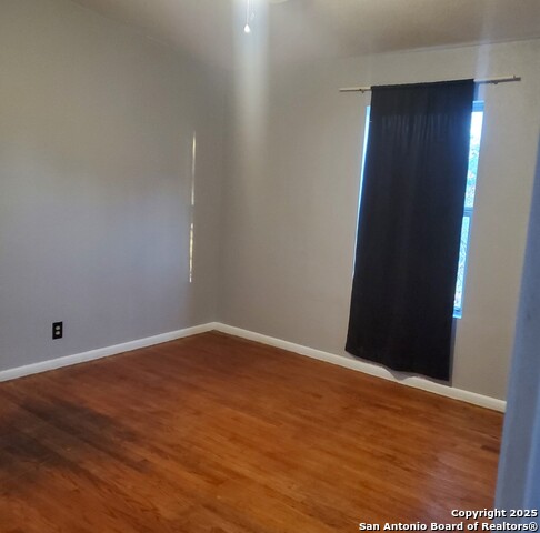 Image 12 of 13 For 339 Ashland