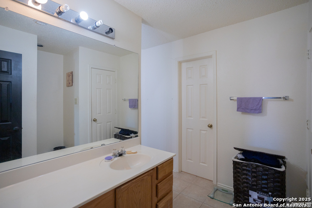 Image 15 of 19 For 7118 Rimwood