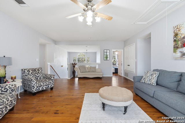 Image 18 of 34 For 260 Wentworth