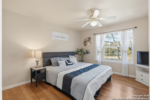 Image 21 of 34 For 260 Wentworth