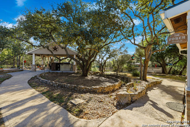 Image 28 of 34 For 260 Wentworth