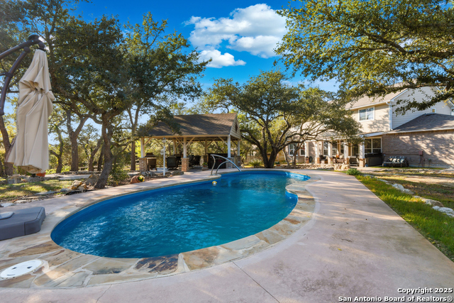 Image 31 of 34 For 260 Wentworth