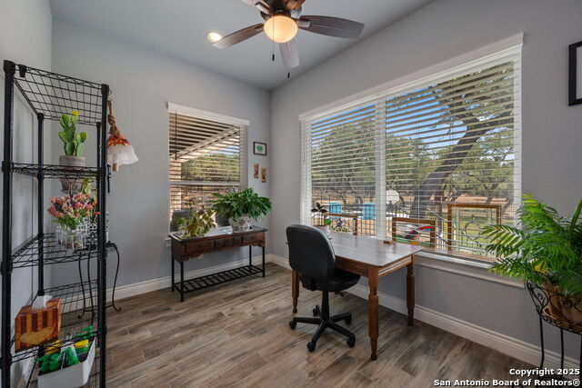 Image 13 of 42 For 864 Coyote Ridge