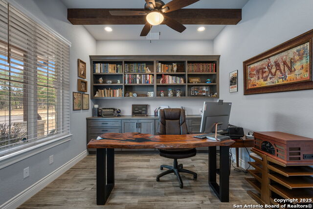 Image 18 of 42 For 864 Coyote Ridge