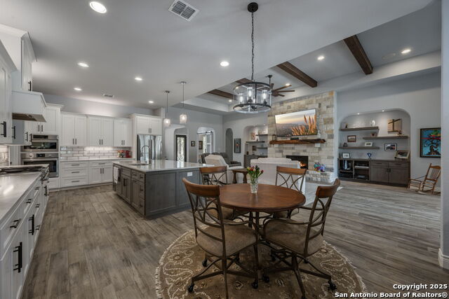 Image 28 of 42 For 864 Coyote Ridge