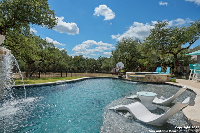 Image 3 of 42 For 864 Coyote Ridge