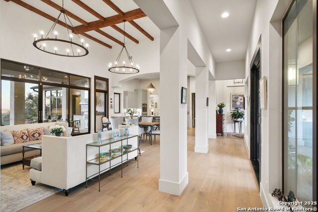 Listing photo id 18 for 10415 Kendall Cyn