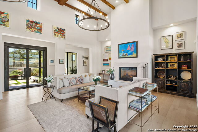 Listing photo id 19 for 10415 Kendall Cyn