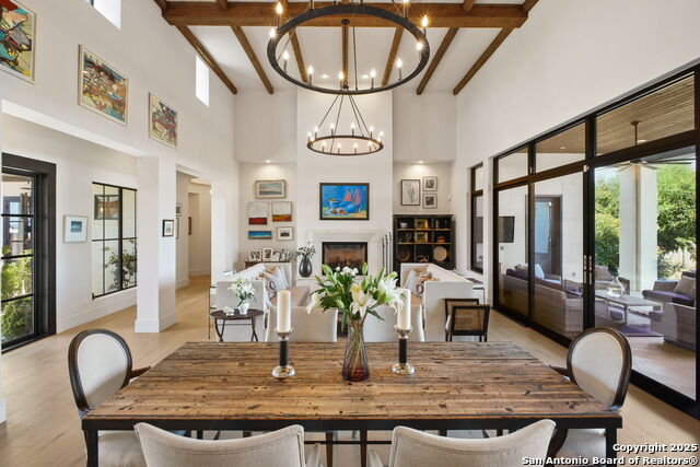 Listing photo id 21 for 10415 Kendall Cyn