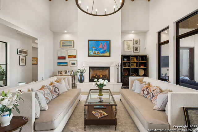 Listing photo id 23 for 10415 Kendall Cyn