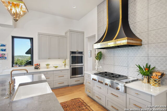 Listing photo id 31 for 10415 Kendall Cyn