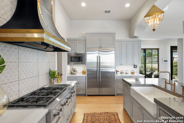 Listing photo id 34 for 10415 Kendall Cyn