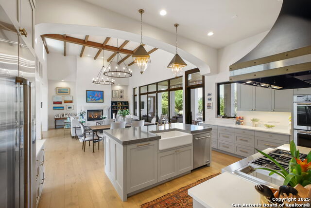 Listing photo id 36 for 10415 Kendall Cyn