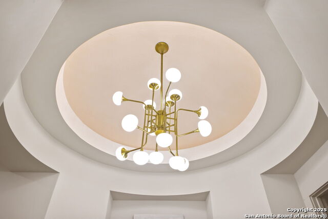 Listing photo id 40 for 10415 Kendall Cyn