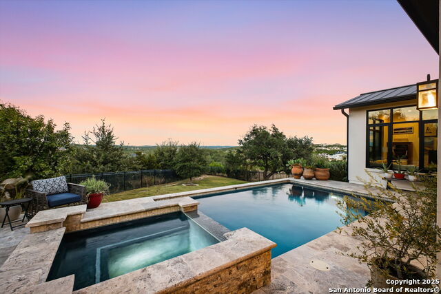 Listing photo id 79 for 10415 Kendall Cyn