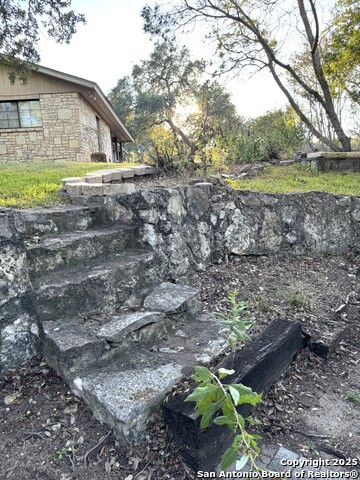 Image 32 of 38 For 105 Shane  