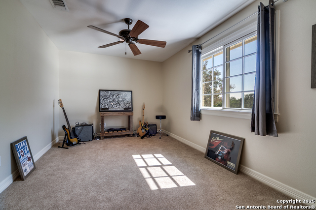 Listing photo id 24 for 67 Skyland Drive