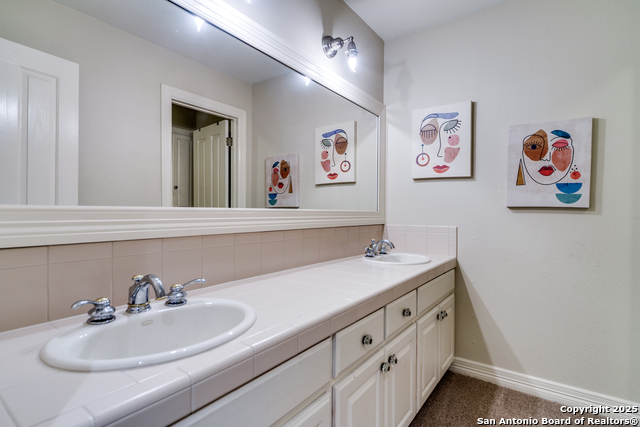 Listing photo id 27 for 67 Skyland Drive