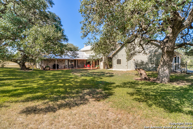 Listing photo id 33 for 67 Skyland Drive