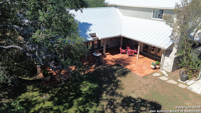 Listing photo id 46 for 67 Skyland Drive