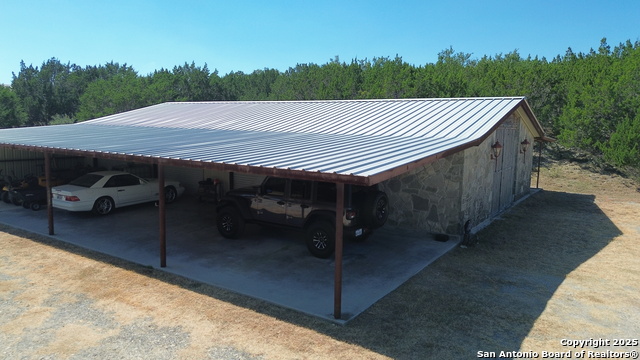 Listing photo id 50 for 67 Skyland Drive