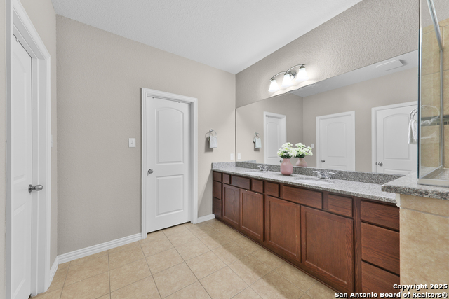 Image 19 of 48 For 154 Destiny