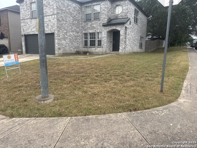 Image 2 of 28 For 435 Territory Oak