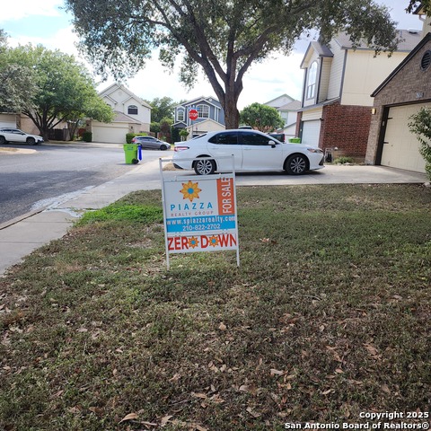 Image 3 of 28 For 435 Territory Oak