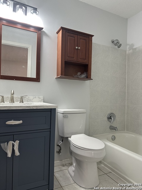 Image 11 of 16 For 5922 Lakedale