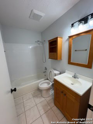 Image 14 of 16 For 5922 Lakedale