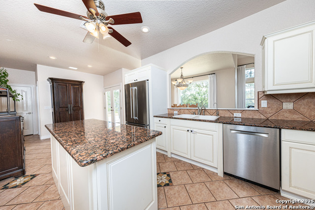 Image 9 of 33 For 881 Lantana Ridge