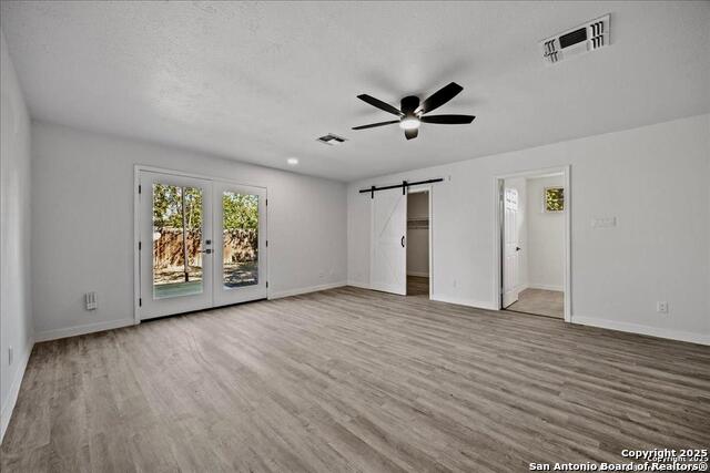 Image 19 of 25 For 5027 Creekmoor