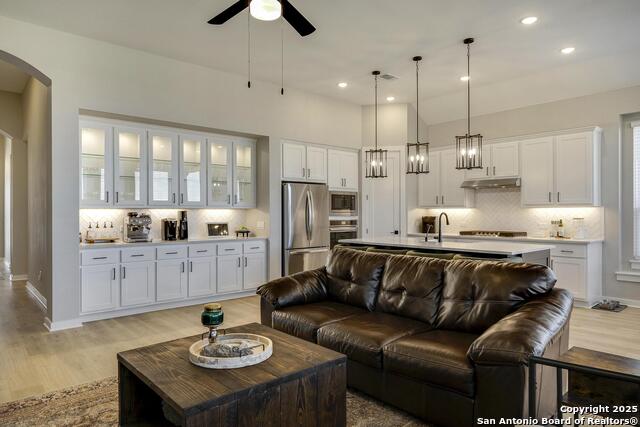 Image 10 of 31 For 5725 Huron Dr