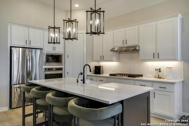 Image 15 of 31 For 5725 Huron Dr