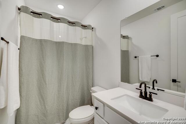 Image 23 of 31 For 5725 Huron Dr