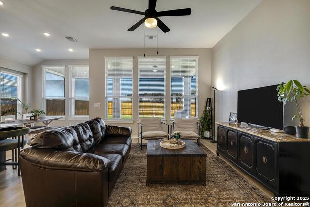 Image 7 of 31 For 5725 Huron Dr