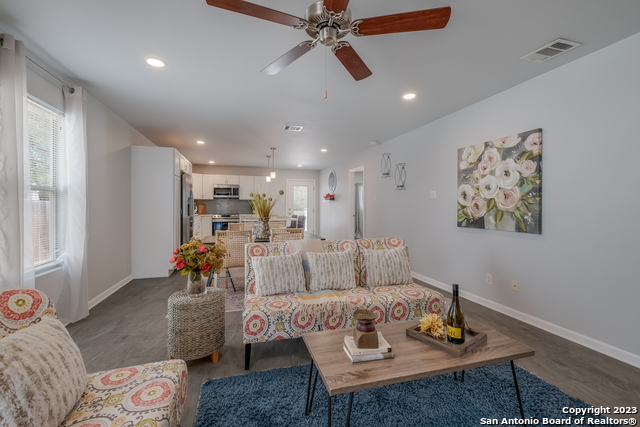 Listing photo id 2 for 25110 Orchard Acres