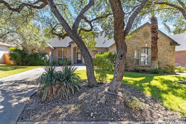 Listing photo id 0 for 13310 Bow Heights