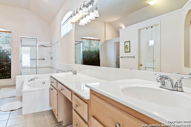 Listing photo id 22 for 13310 Bow Heights