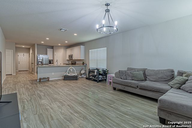 Listing photo id 2 for 14651 Latigo Loop