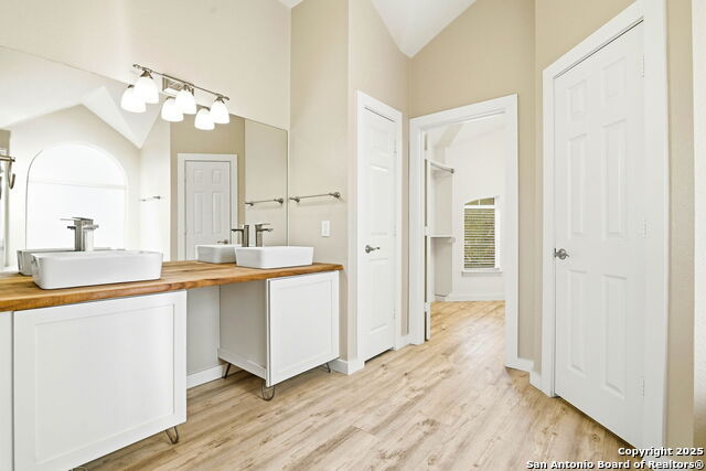 Image 15 of 31 For 21211 Rio Sabinal