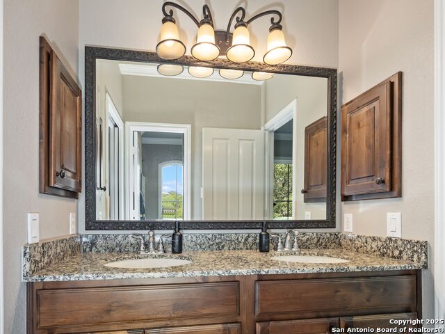 Image 37 of 55 For 22525 Fossil Ridge