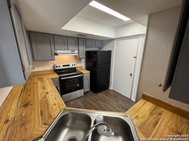 Image 5 of 13 For 8024 Winsford