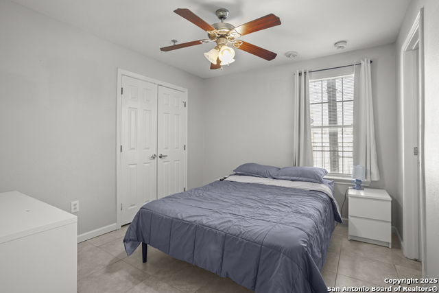 Image 24 of 27 For 7323 Snowden 1102