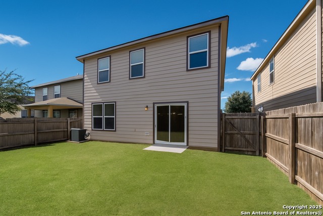 Image 19 of 23 For 9610 Pleasanton Pl