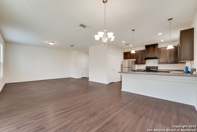 Image 9 of 23 For 9610 Pleasanton Pl