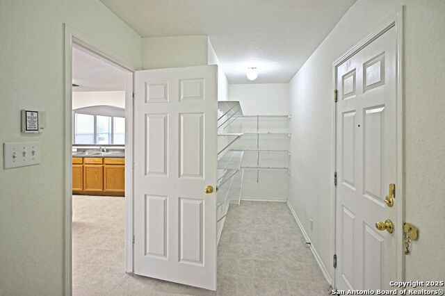 Listing photo id 11 for 3050 Button Ball