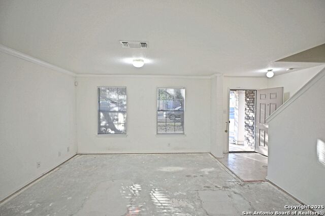 Listing photo id 0 for 3050 Button Ball